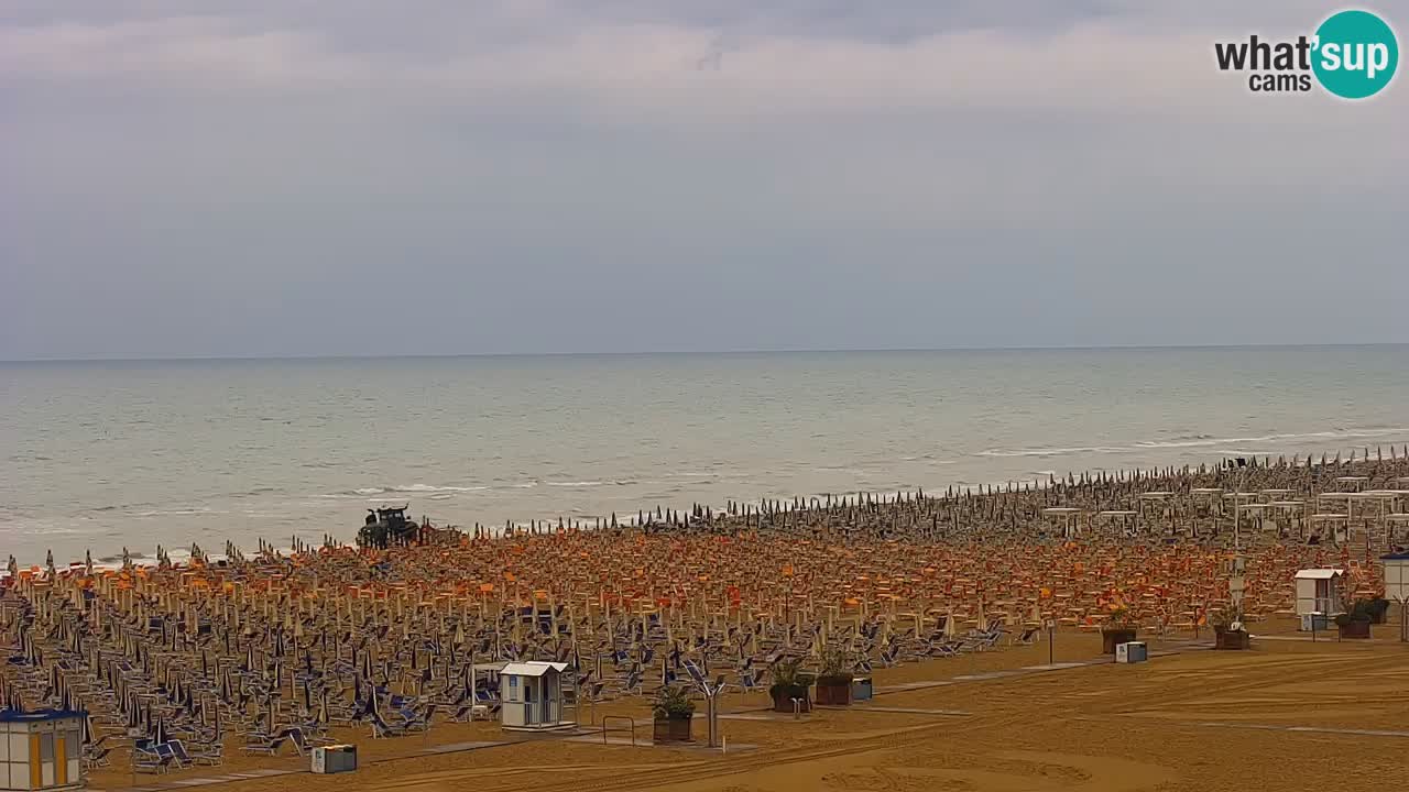 Spletna kamera Bibione plaža – pogled iz Ashanti ApartHotela