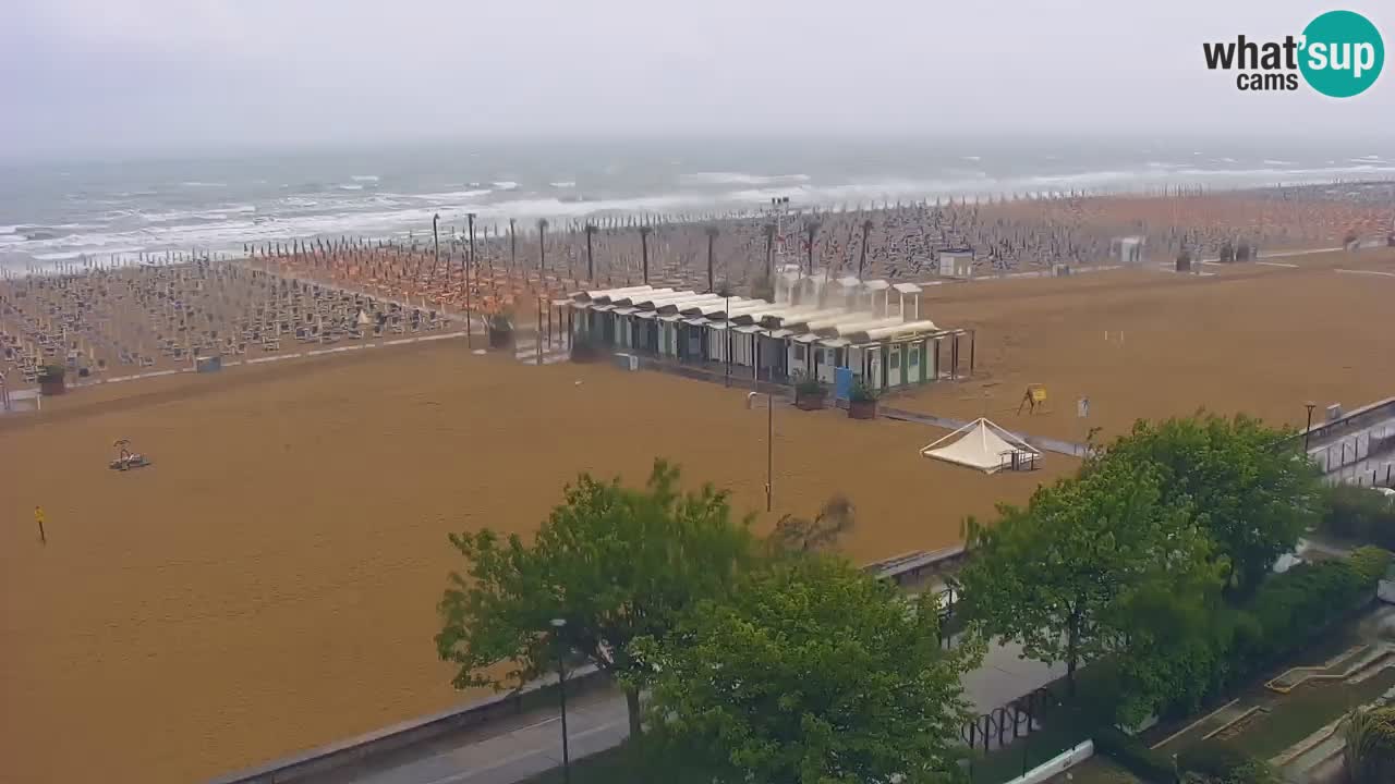 Spletna kamera Bibione plaža – pogled iz Ashanti ApartHotela