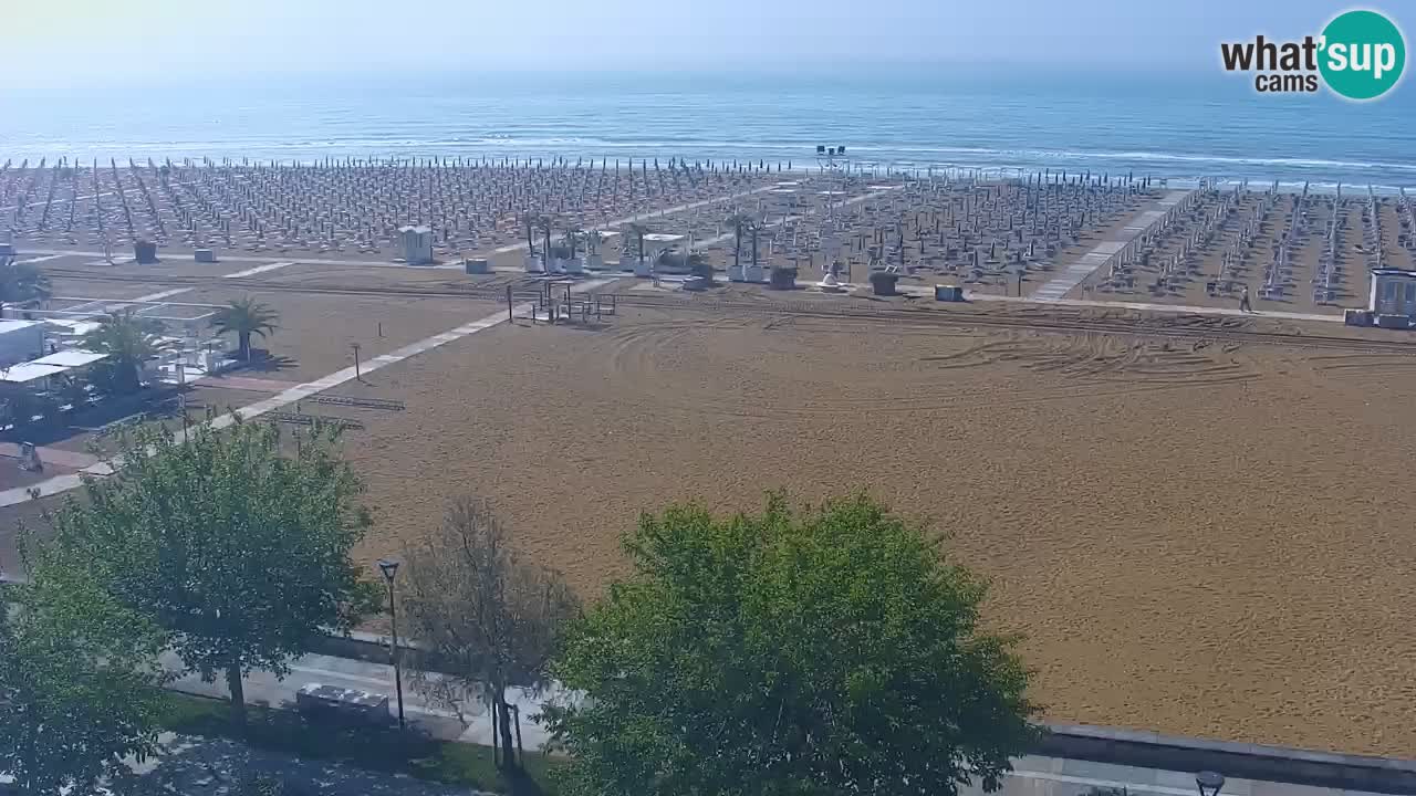 Spletna kamera Bibione plaža – pogled iz Ashanti ApartHotela