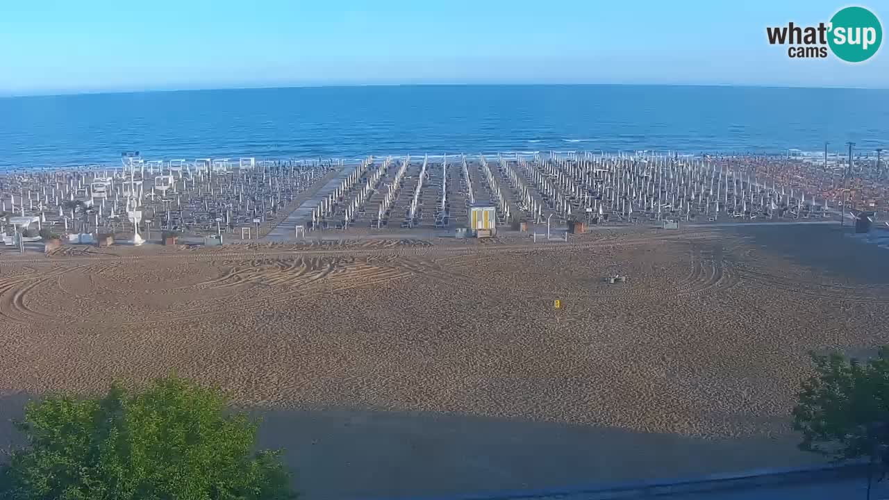 Spletna kamera Bibione plaža – pogled iz Ashanti ApartHotela