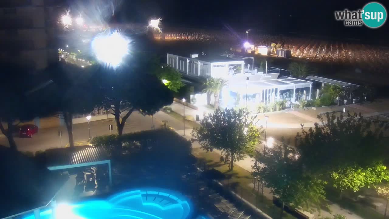 Spletna kamera Bibione plaža – pogled iz Ashanti ApartHotela