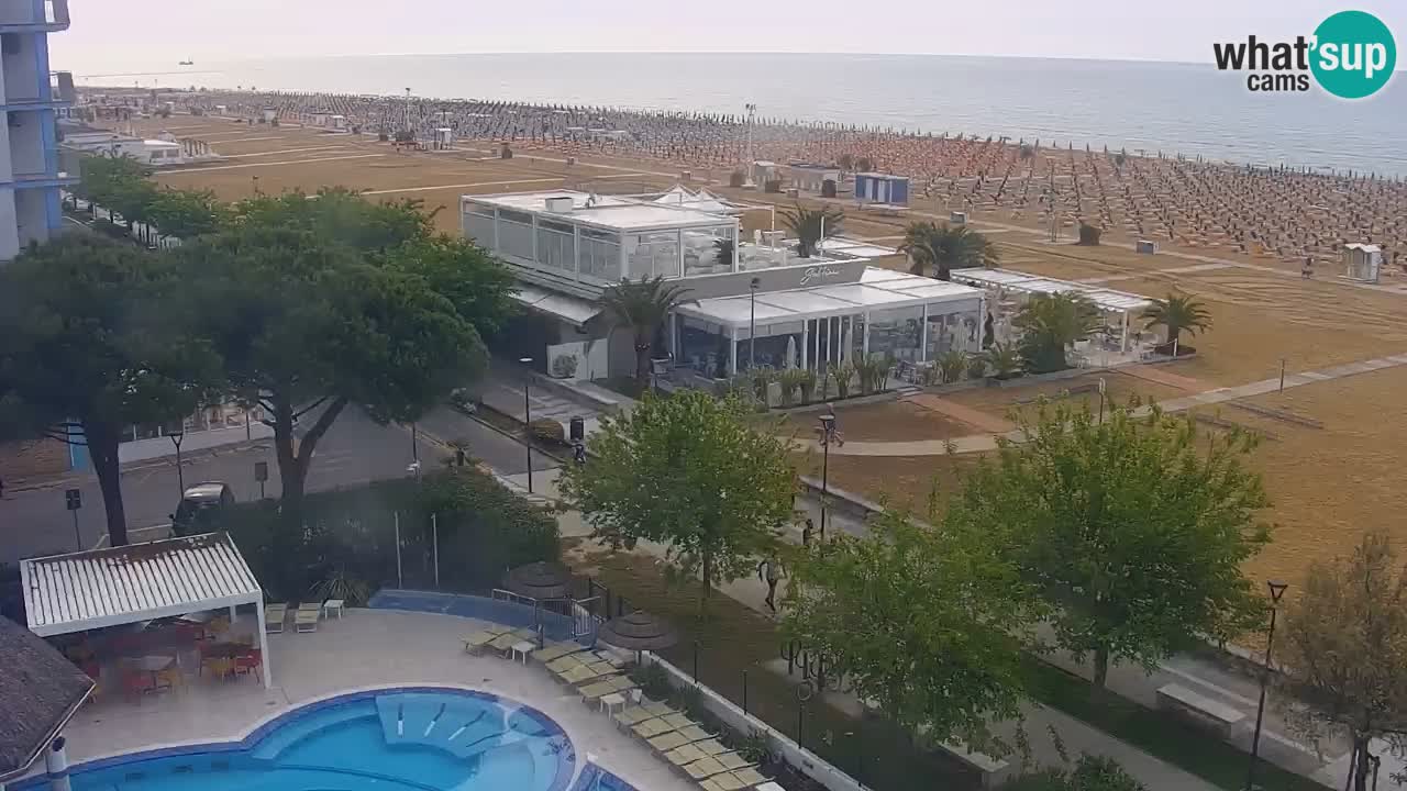 Spletna kamera Bibione plaža – pogled iz Ashanti ApartHotela