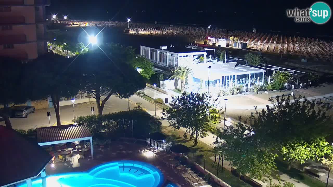 Spletna kamera Bibione plaža – pogled iz Ashanti ApartHotela