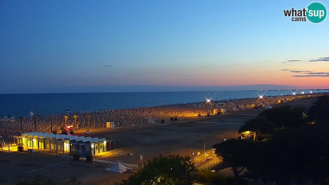 Spletna kamera Bibione plaža – pogled iz Ashanti ApartHotela