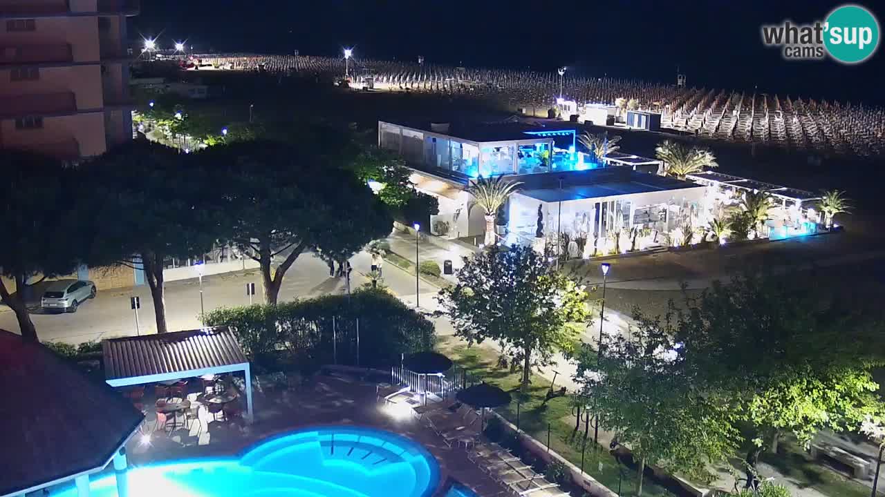 Spletna kamera Bibione plaža – pogled iz Ashanti ApartHotela