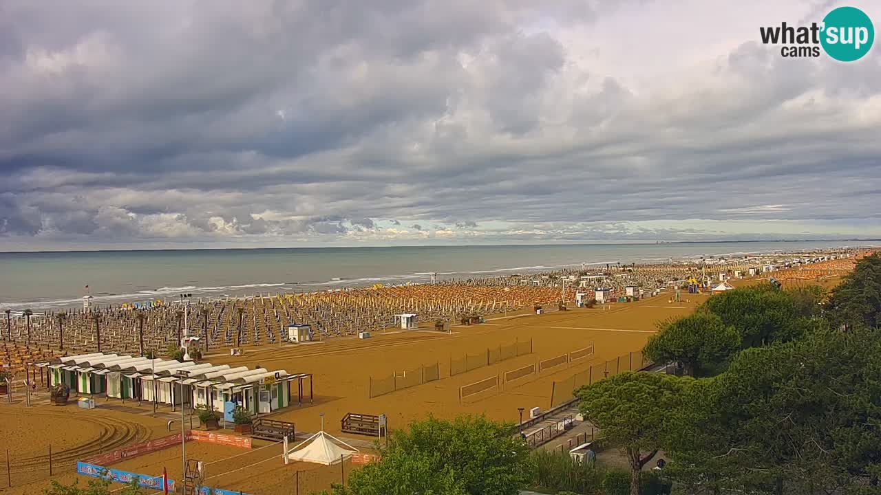Spletna kamera Bibione plaža – pogled iz Ashanti ApartHotela