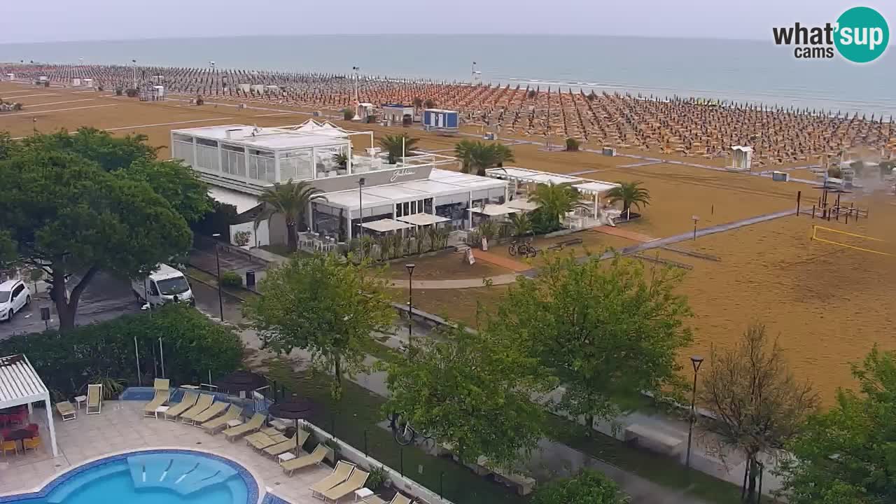 Web kamera Bibione plaža – pogled sa Ashanti ApartHotela