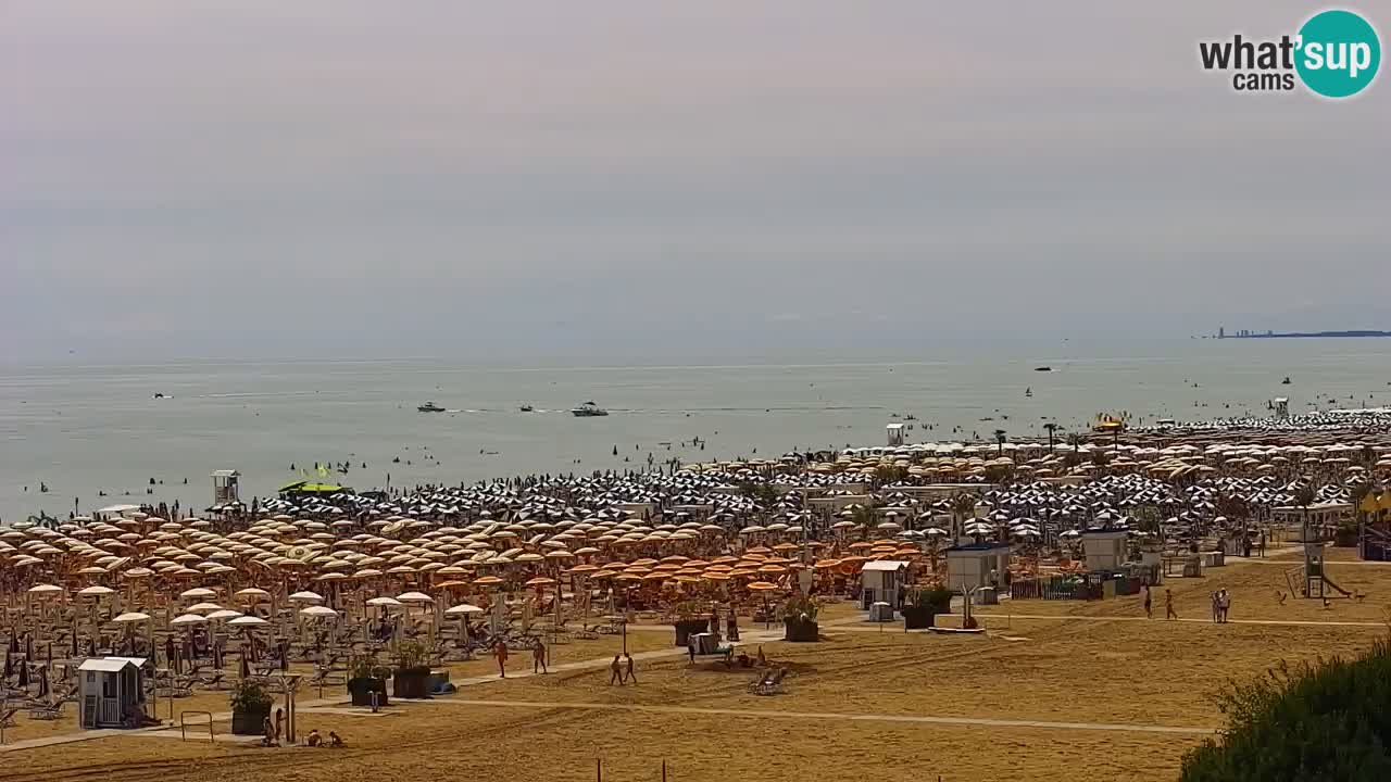 Spletna kamera Bibione plaža – pogled iz Ashanti ApartHotela