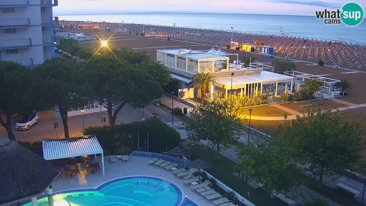 Web kamera Bibione plaža – pogled sa Ashanti ApartHotela