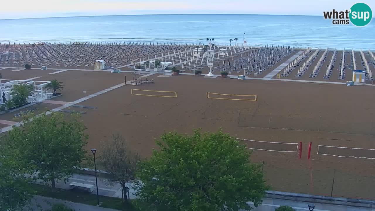 Spletna kamera Bibione plaža – pogled iz Ashanti ApartHotela