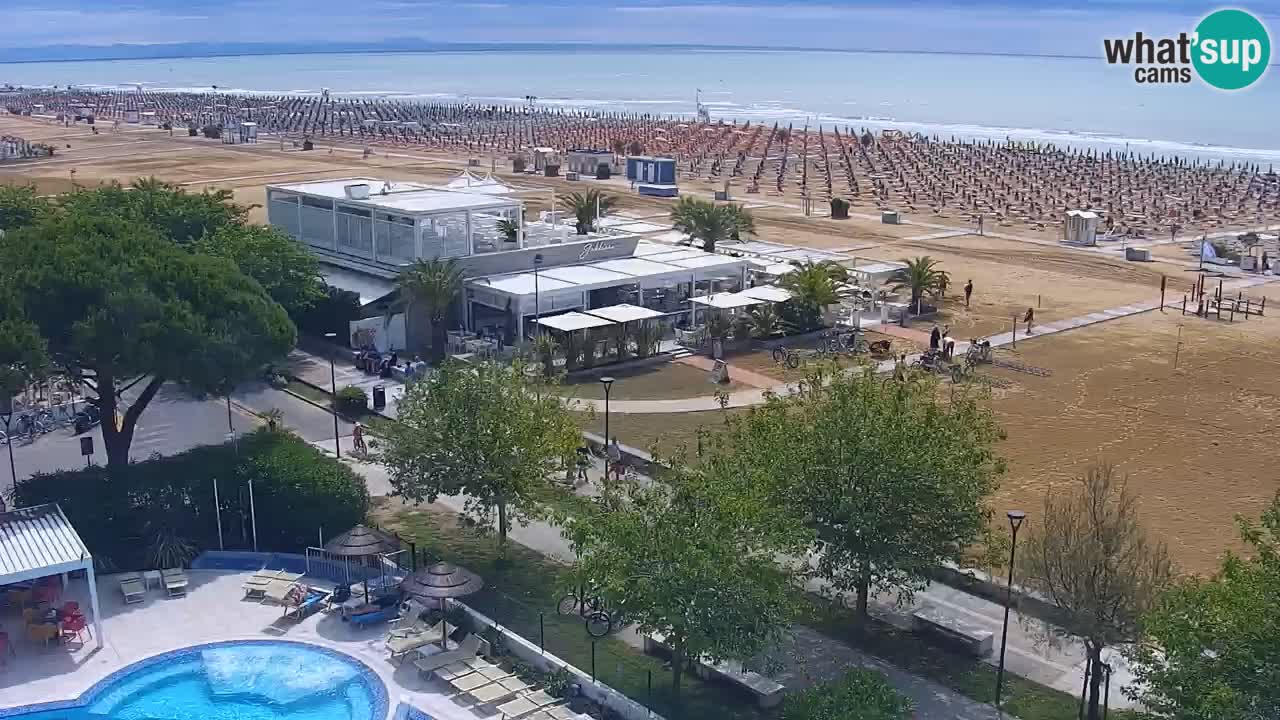 Spletna kamera Bibione plaža – pogled iz Ashanti ApartHotela