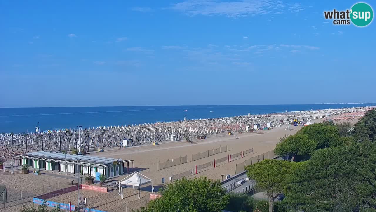 Spletna kamera Bibione plaža – pogled iz Ashanti ApartHotela