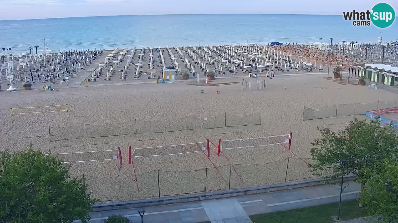 Spletna kamera Bibione plaža – pogled iz Ashanti ApartHotela