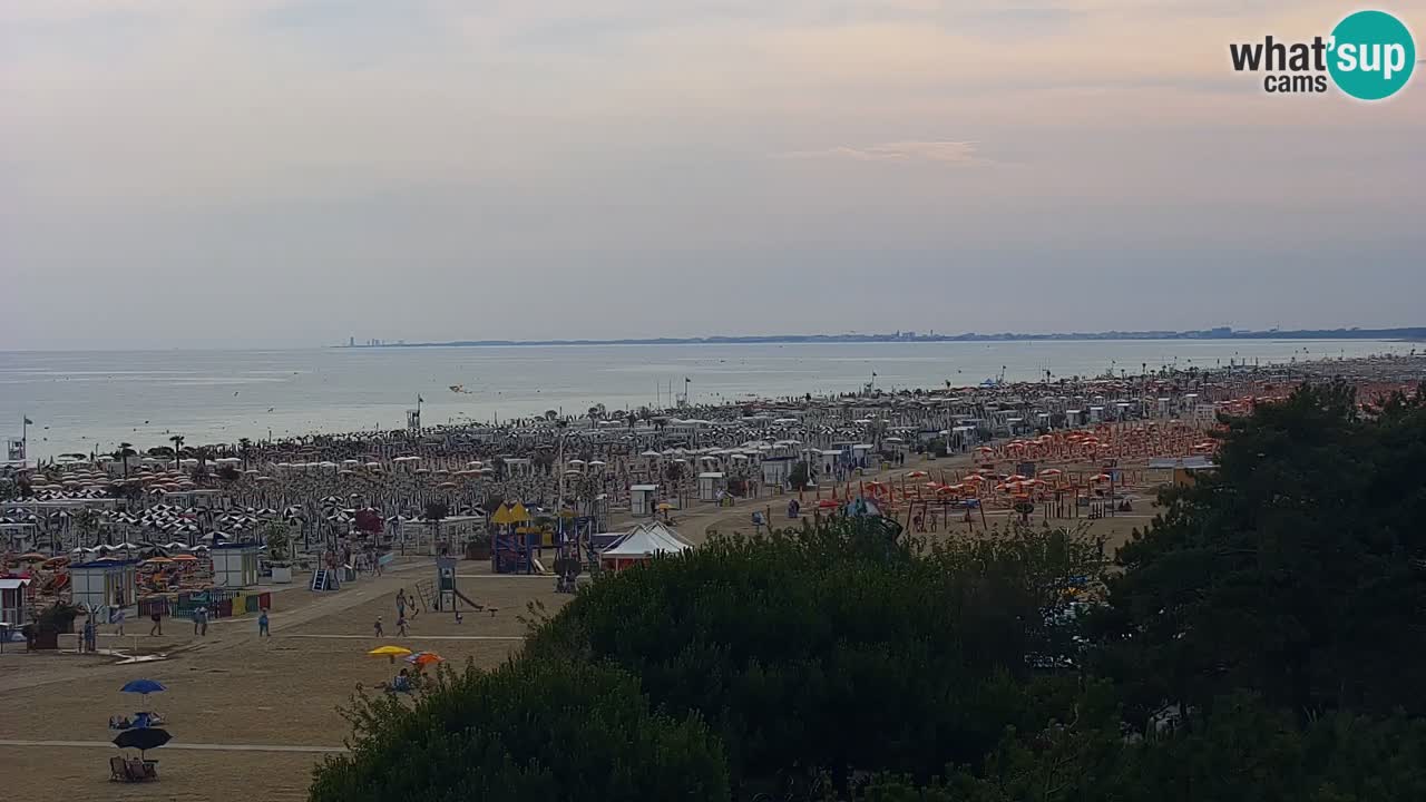 Web kamera Bibione plaža – pogled sa Ashanti ApartHotela
