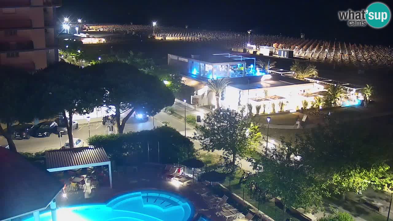 Spletna kamera Bibione plaža – pogled iz Ashanti ApartHotela