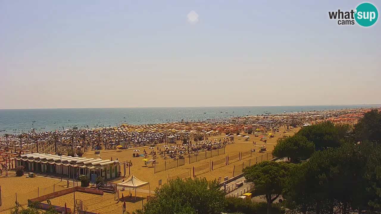 Spletna kamera Bibione plaža – pogled iz Ashanti ApartHotela
