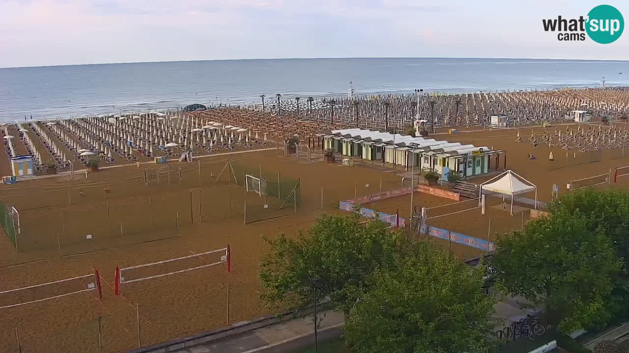 Spletna kamera Bibione plaža – pogled iz Ashanti ApartHotela