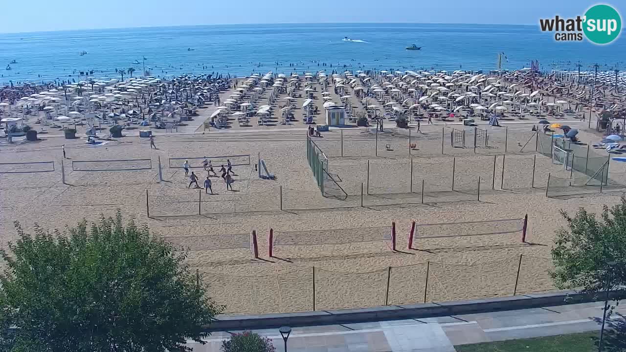Spletna kamera Bibione plaža – pogled iz Ashanti ApartHotela