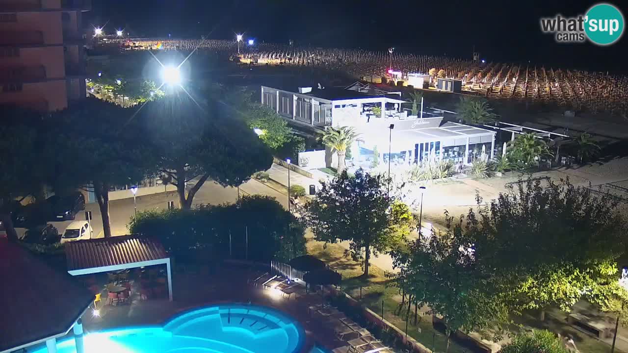 Web kamera Bibione plaža – pogled sa Ashanti ApartHotela