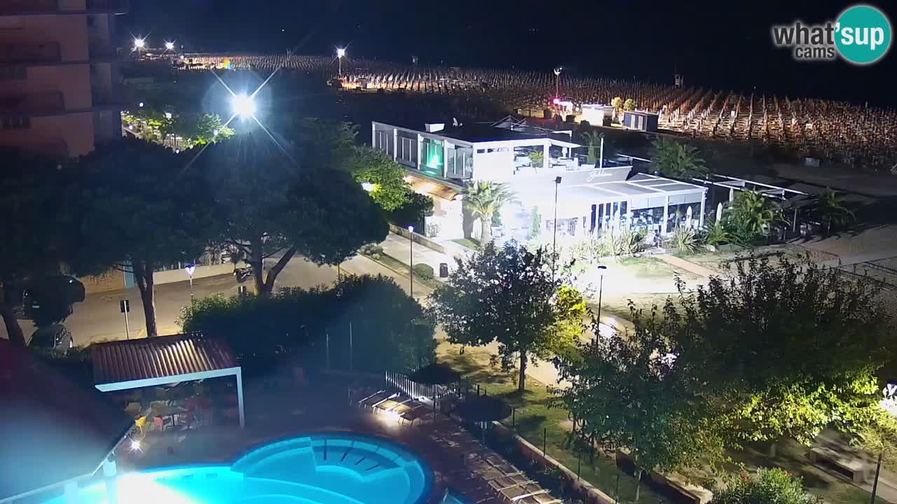 Web kamera Bibione plaža – pogled sa Ashanti ApartHotela