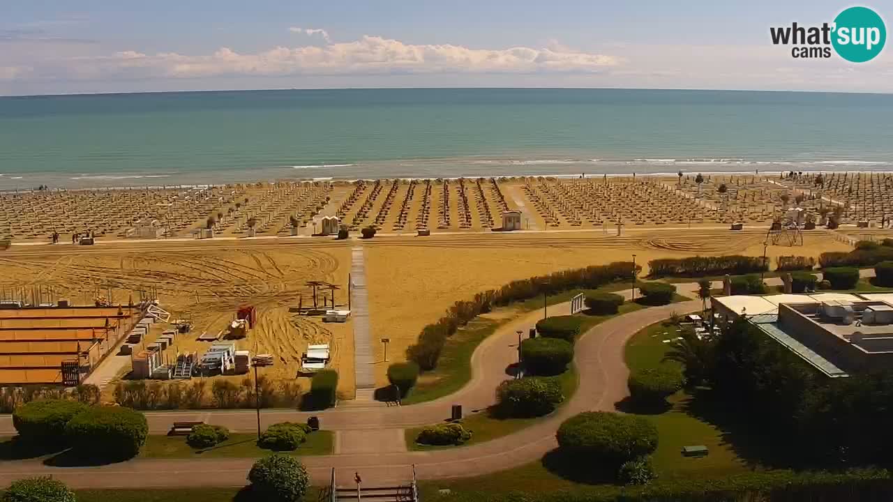 La spiaggia di Bibione webcam live e piazzale Zenit
