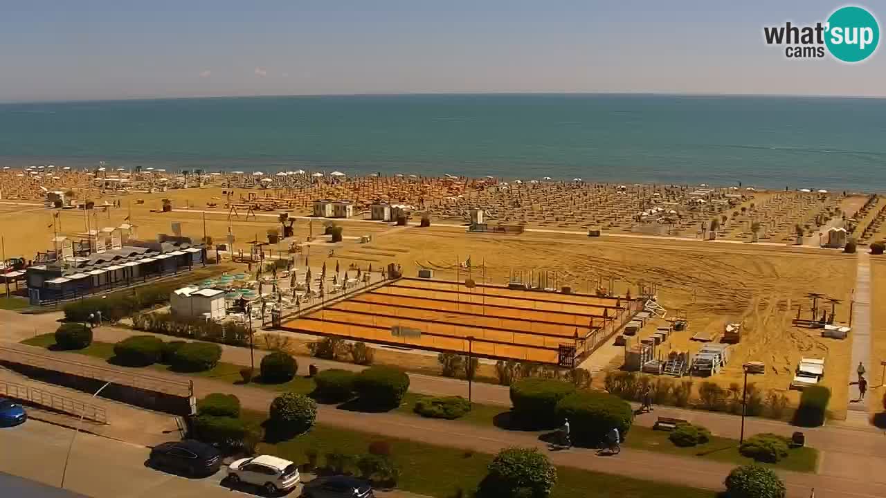 La spiaggia di Bibione webcam live e piazzale Zenit