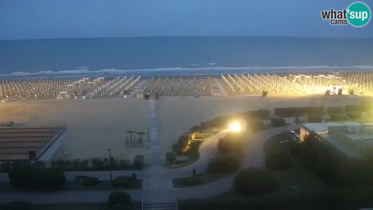 La spiaggia di Bibione webcam live e piazzale Zenit