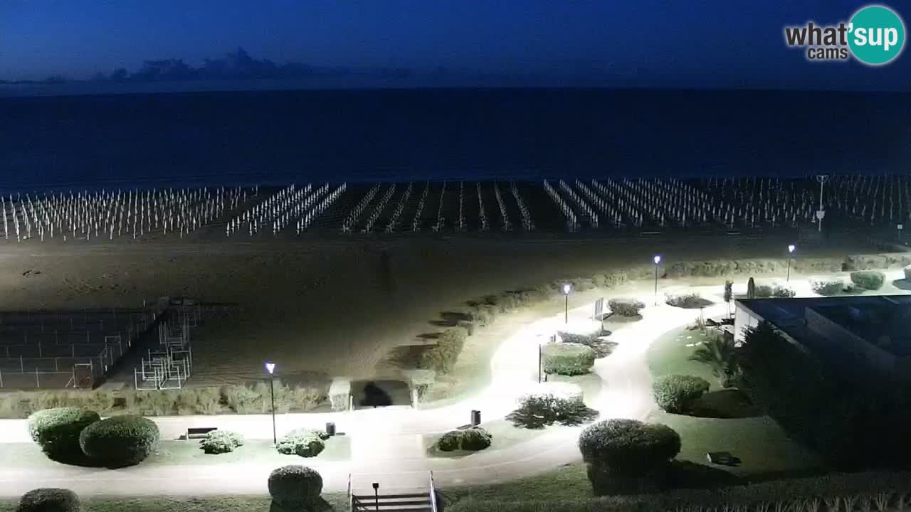 La spiaggia di Bibione webcam live e piazzale Zenit