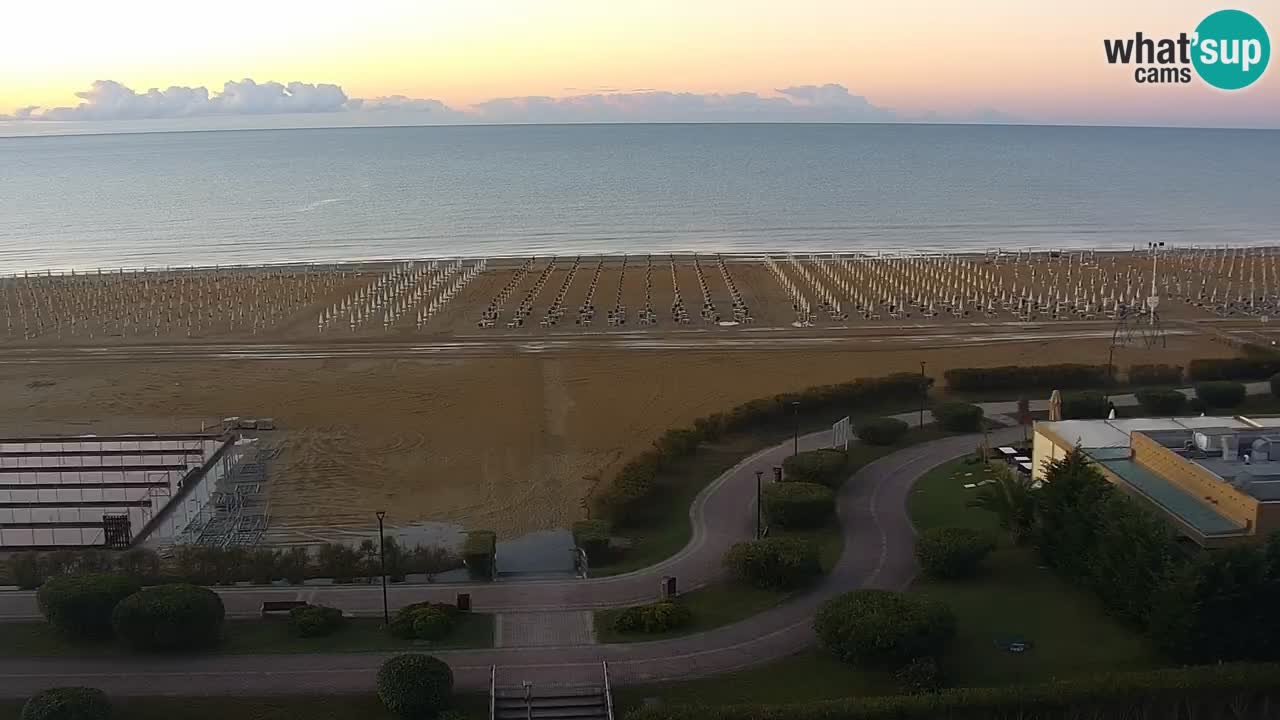 La spiaggia di Bibione webcam live e piazzale Zenit