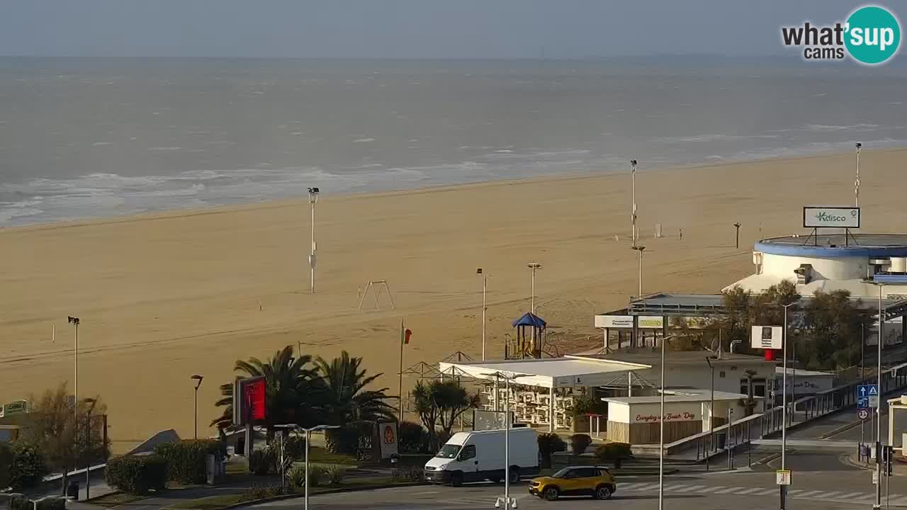 La spiaggia di Bibione webcam live e piazzale Zenit