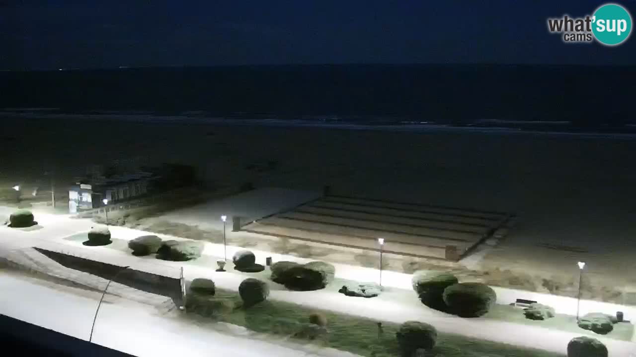 La spiaggia di Bibione webcam live e piazzale Zenit