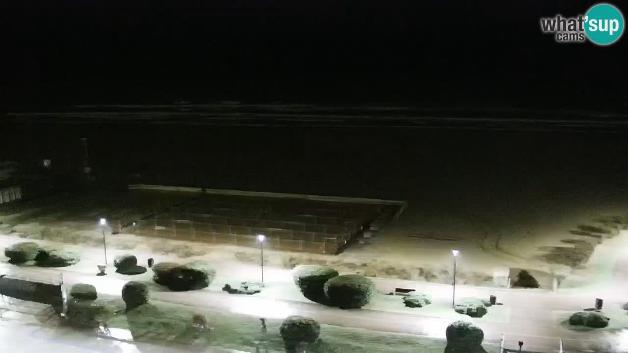 La spiaggia di Bibione webcam live e piazzale Zenit