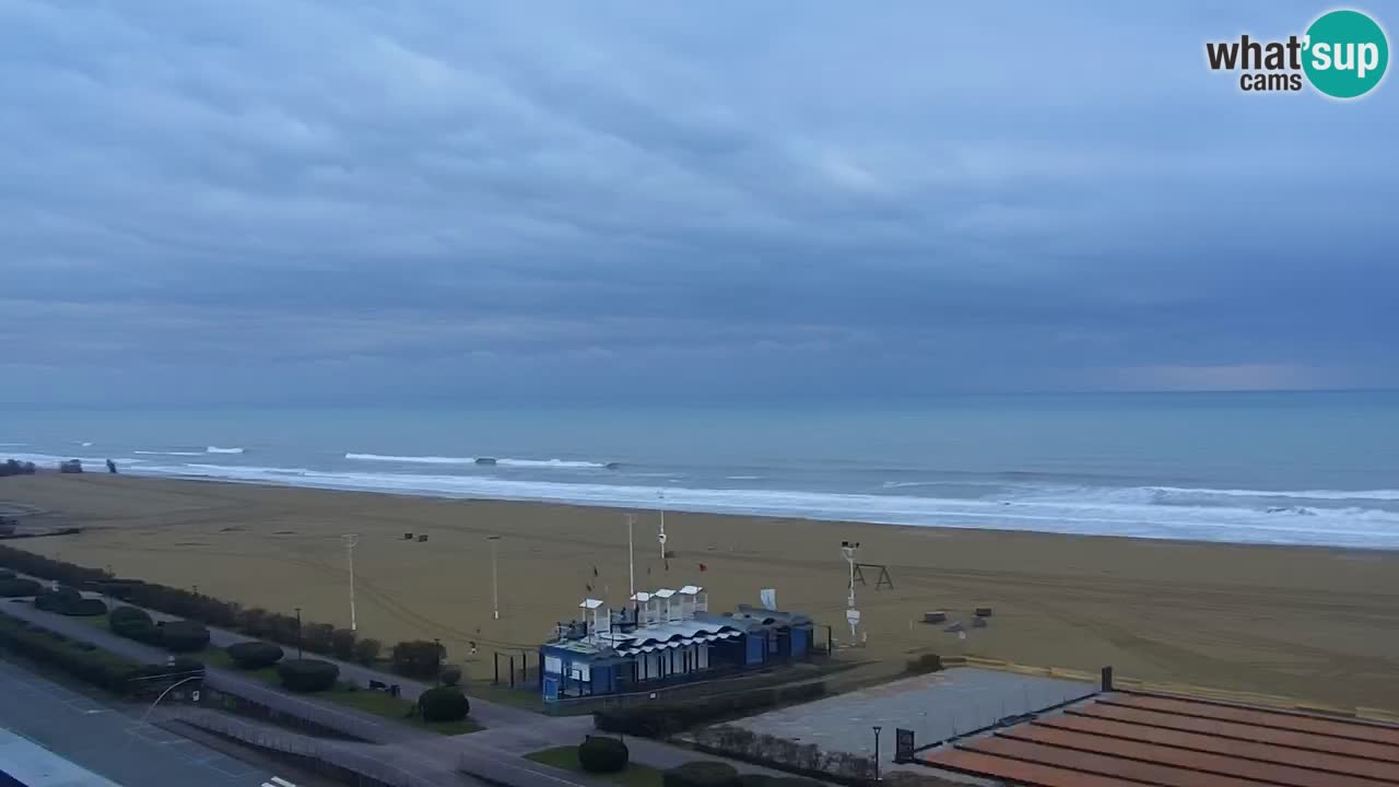 La spiaggia di Bibione webcam live e piazzale Zenit