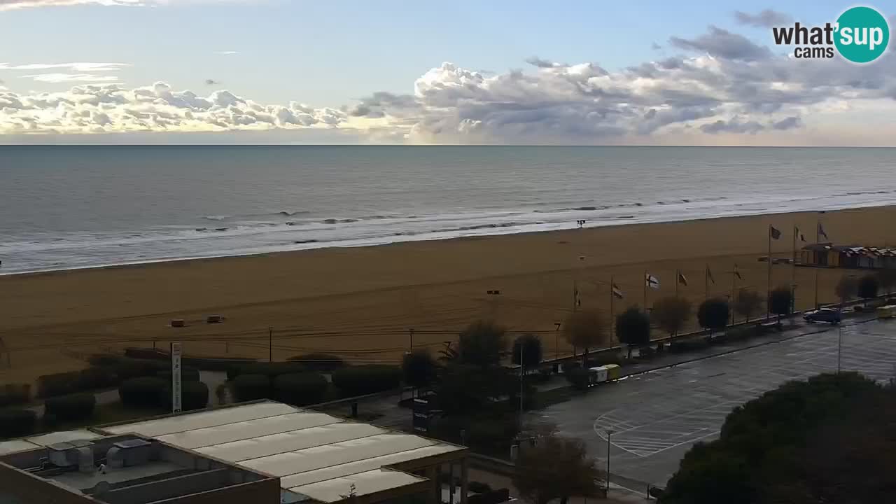 La spiaggia di Bibione webcam live e piazzale Zenit