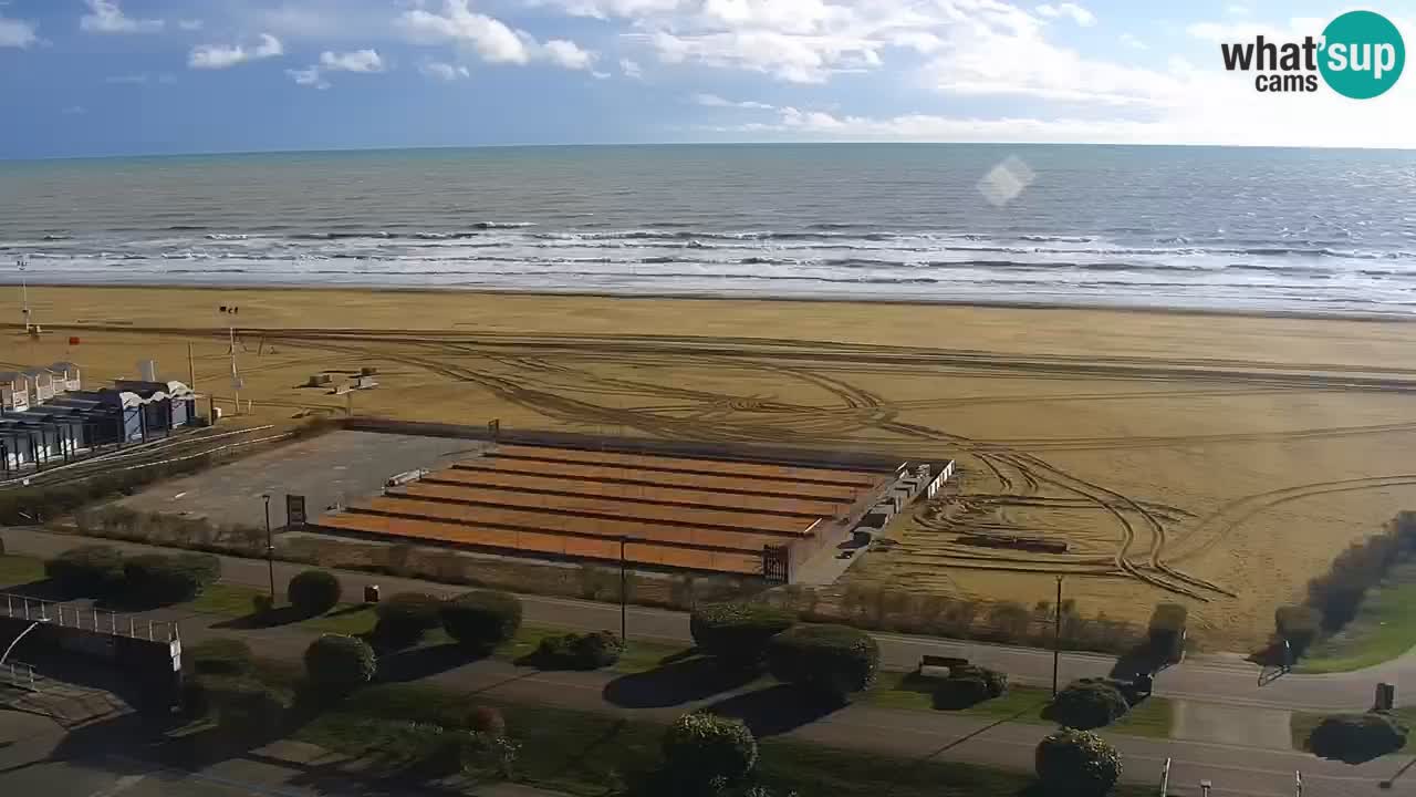 La spiaggia di Bibione webcam live e piazzale Zenit