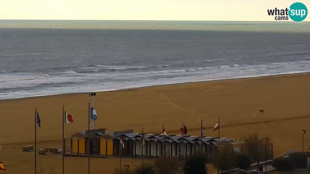 La spiaggia di Bibione webcam live e piazzale Zenit