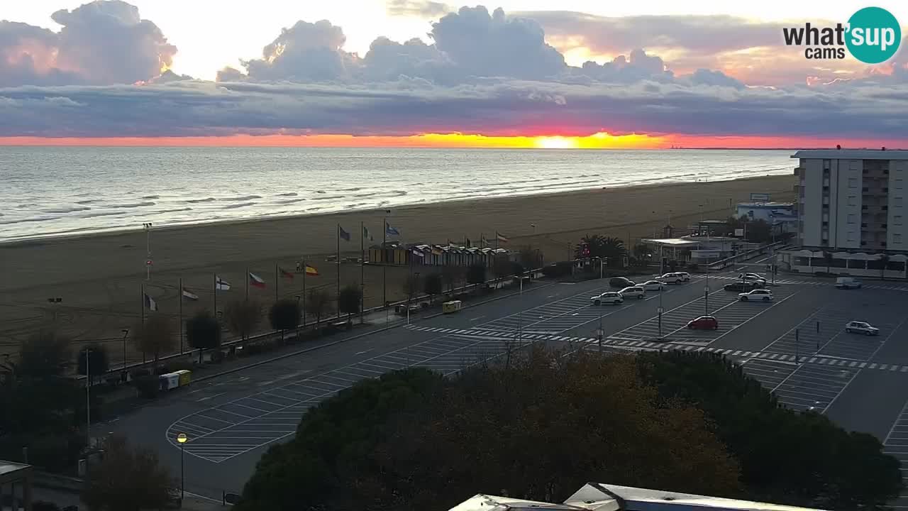 La spiaggia di Bibione webcam live e piazzale Zenit