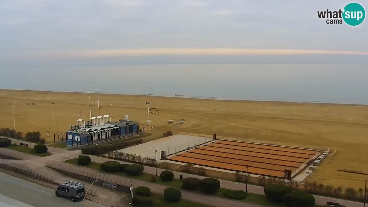 La spiaggia di Bibione webcam live e piazzale Zenit