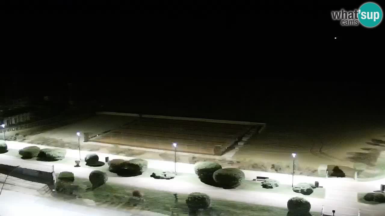 La spiaggia di Bibione webcam live e piazzale Zenit