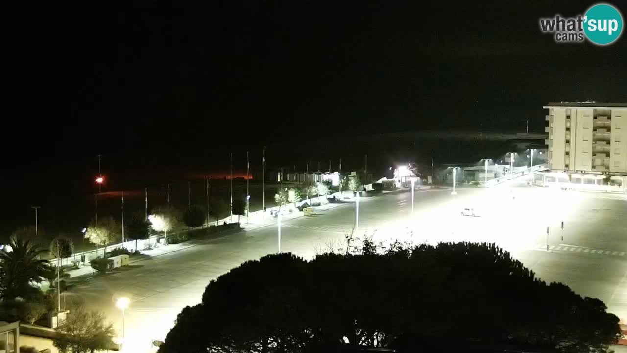 La spiaggia di Bibione webcam live e piazzale Zenit