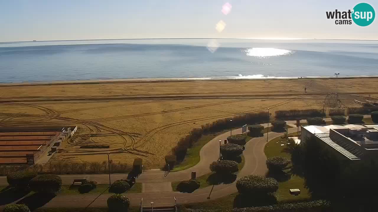 La spiaggia di Bibione webcam live e piazzale Zenit