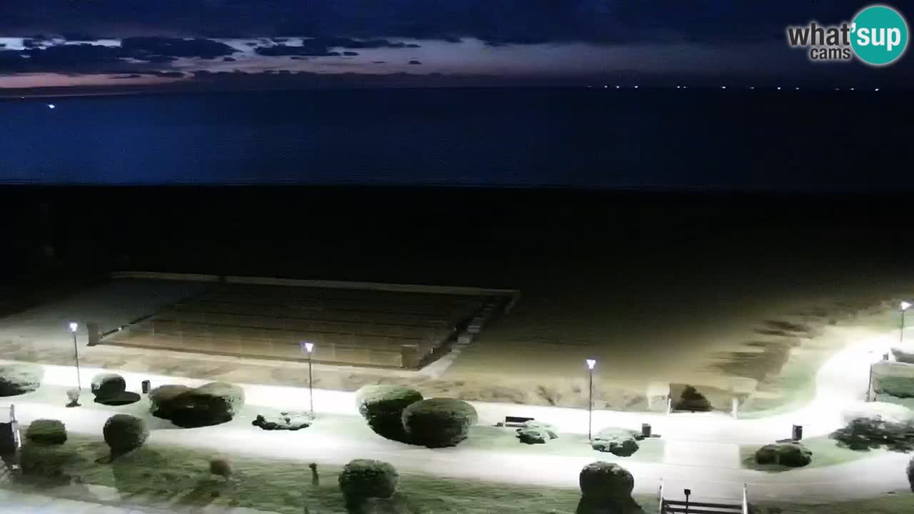 La spiaggia di Bibione webcam live e piazzale Zenit