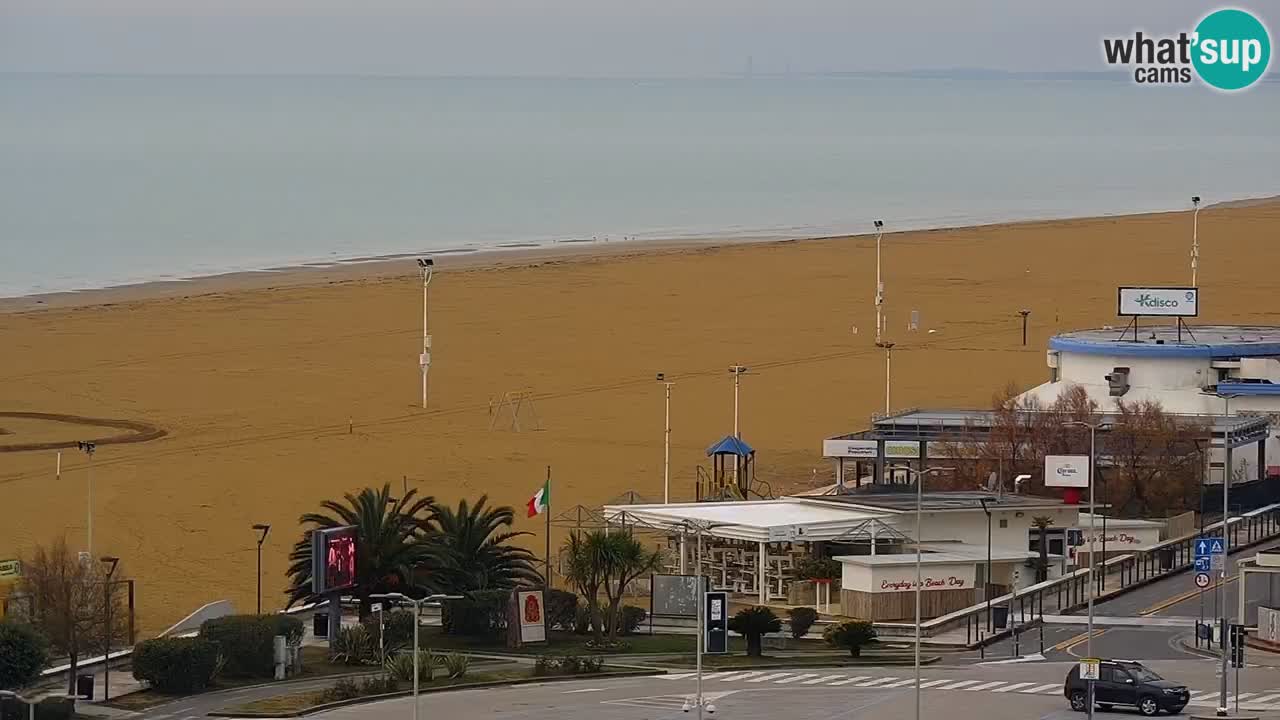 La spiaggia di Bibione webcam live e piazzale Zenit