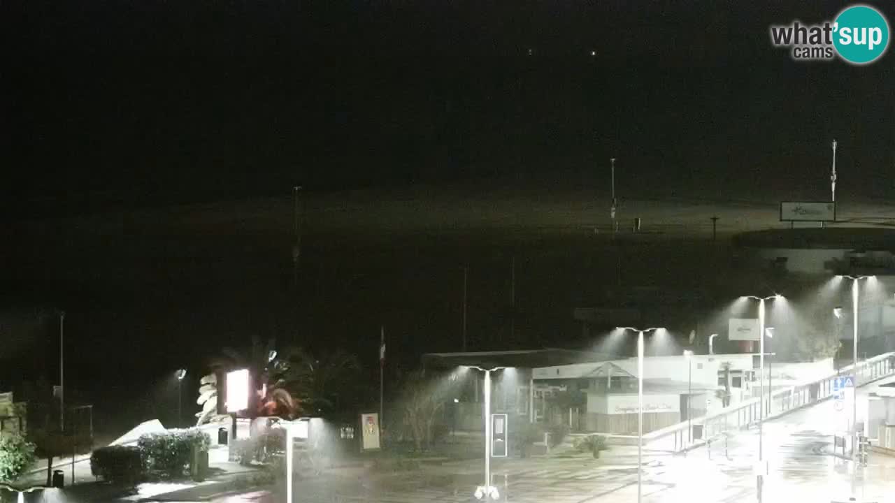 La spiaggia di Bibione webcam live e piazzale Zenit