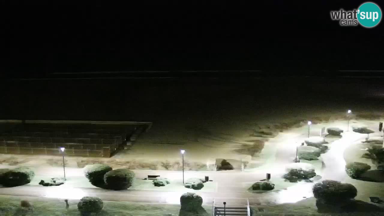 La spiaggia di Bibione webcam live e piazzale Zenit