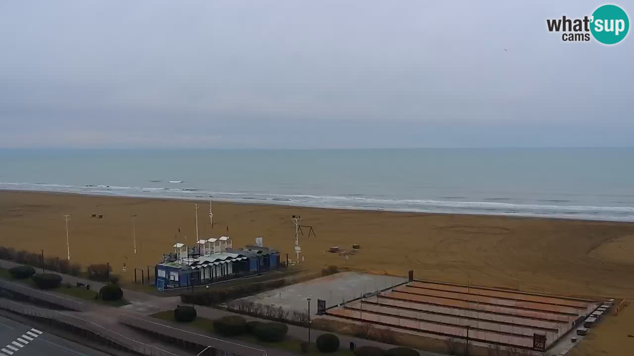 La spiaggia di Bibione webcam live e piazzale Zenit