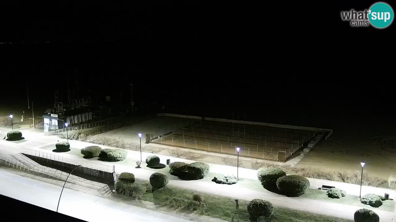 La spiaggia di Bibione webcam live e piazzale Zenit