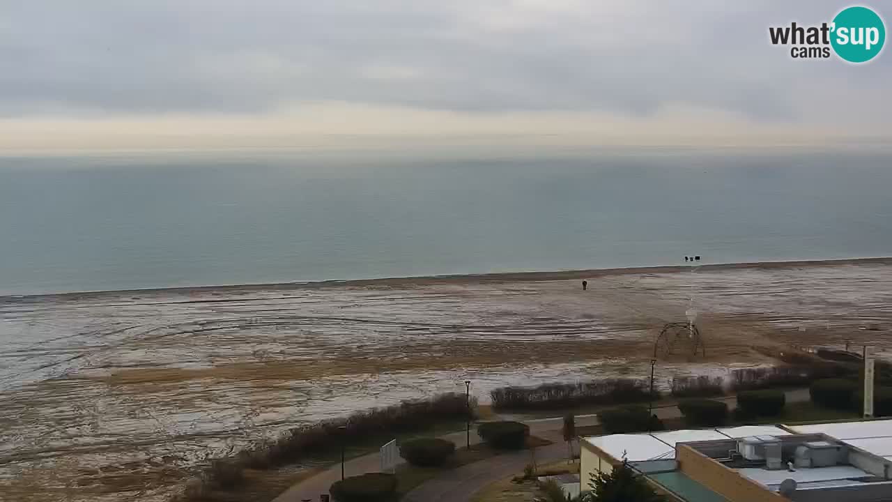 La spiaggia di Bibione webcam live e piazzale Zenit