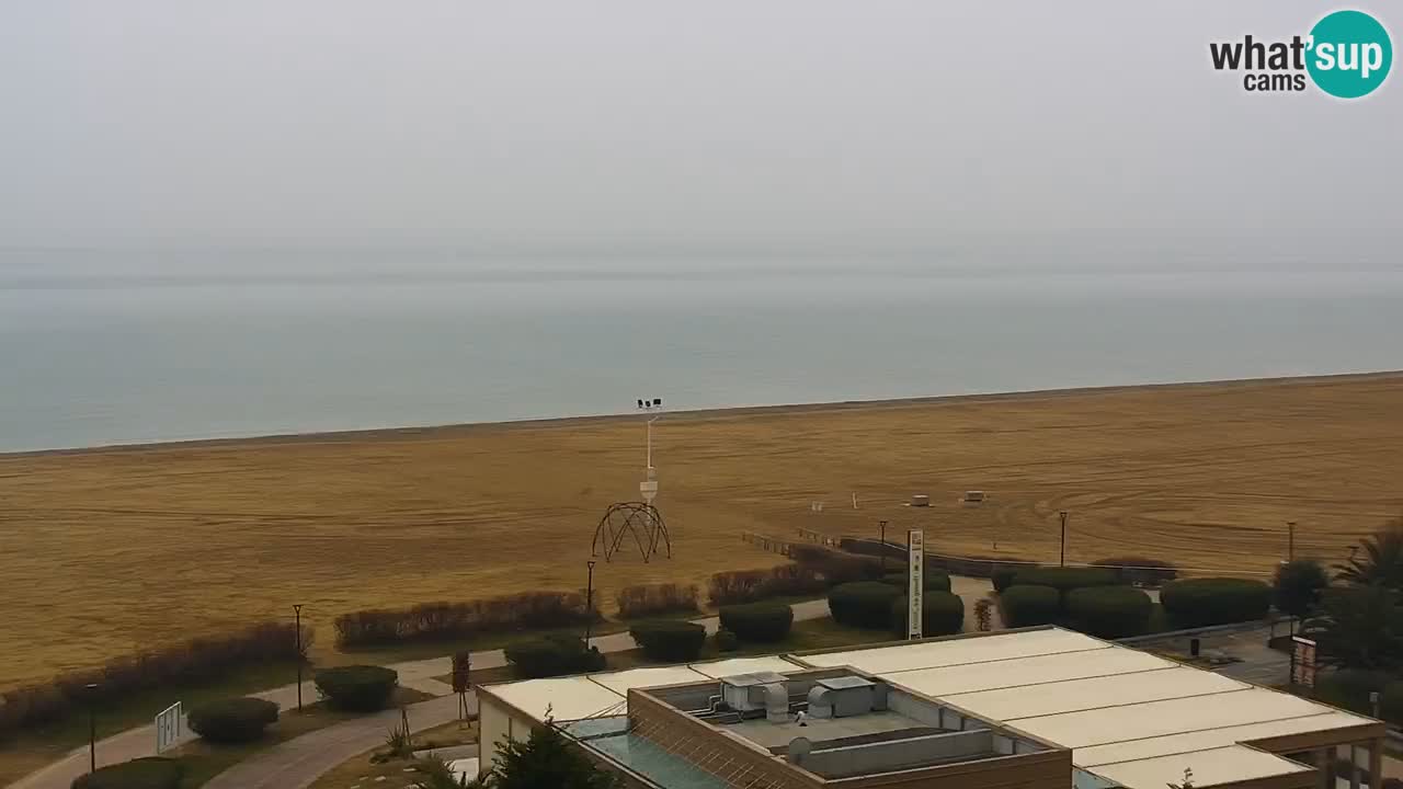 La spiaggia di Bibione webcam live e piazzale Zenit