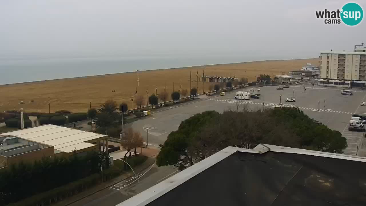 La spiaggia di Bibione webcam live e piazzale Zenit